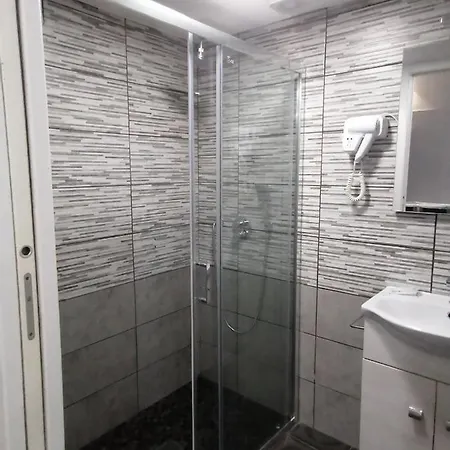 Casa de Férias Perla Azzurra 1 *
