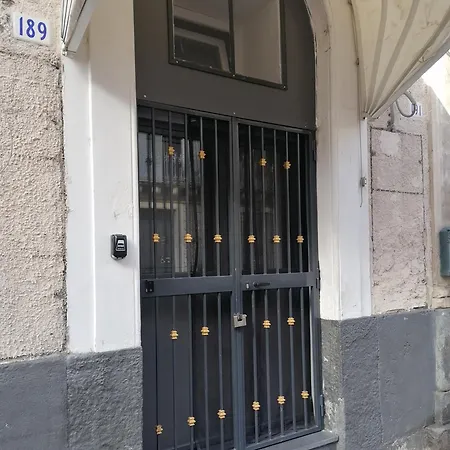 בית נופש Perla Azzurra 1 קטאניה