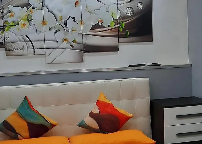 בית נופש Perla Azzurra 1 *